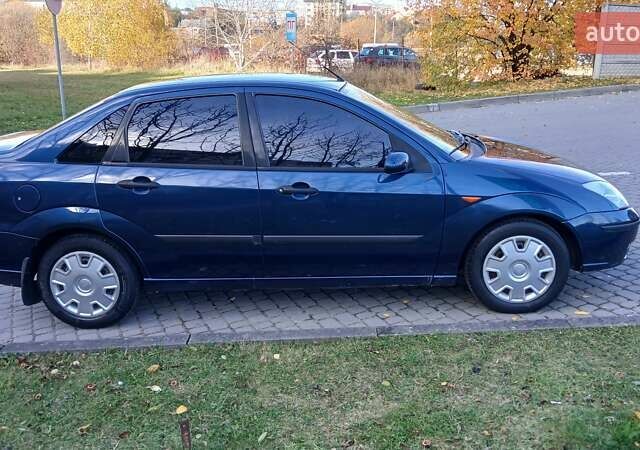 Синій Форд Фокус, об'ємом двигуна 1.8 л та пробігом 344 тис. км за 2500 $, фото 1 на Automoto.ua