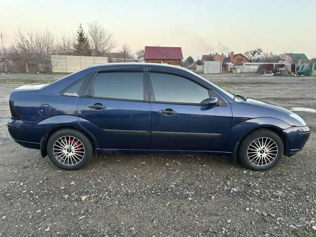 Синій Форд Фокус, об'ємом двигуна 1.6 л та пробігом 304 тис. км за 3000 $, фото 3 на Automoto.ua