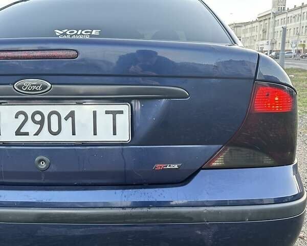 Синий Форд Фокус, объемом двигателя 1.6 л и пробегом 304 тыс. км за 2900 $, фото 3 на Automoto.ua