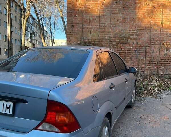 Синий Форд Фокус, объемом двигателя 1.6 л и пробегом 300 тыс. км за 3300 $, фото 5 на Automoto.ua