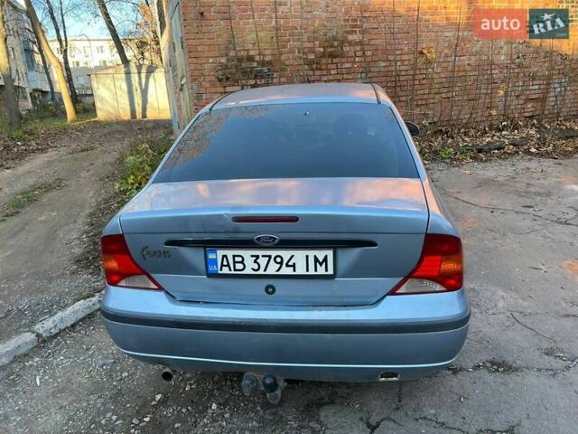 Синий Форд Фокус, объемом двигателя 1.6 л и пробегом 300 тыс. км за 3300 $, фото 3 на Automoto.ua