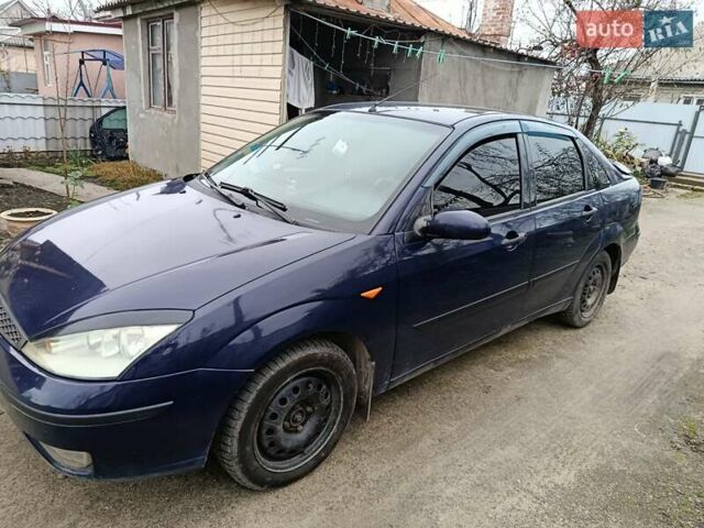 Синий Форд Фокус, объемом двигателя 1.6 л и пробегом 300 тыс. км за 3000 $, фото 4 на Automoto.ua