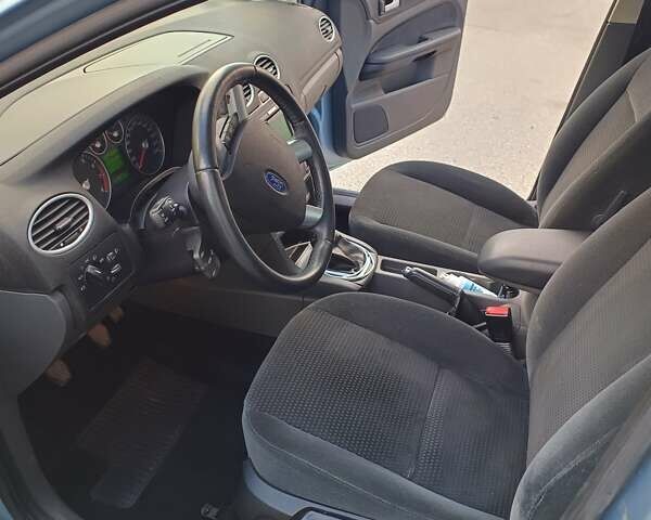 Синий Форд Фокус, объемом двигателя 1.6 л и пробегом 96 тыс. км за 6100 $, фото 15 на Automoto.ua