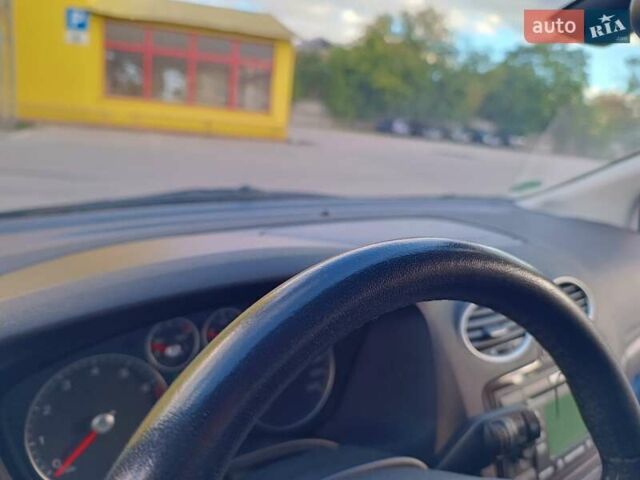 Синий Форд Фокус, объемом двигателя 1.6 л и пробегом 96 тыс. км за 6100 $, фото 27 на Automoto.ua