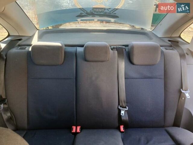 Синий Форд Фокус, объемом двигателя 1.6 л и пробегом 243 тыс. км за 4000 $, фото 16 на Automoto.ua