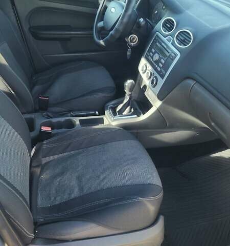 Синий Форд Фокус, объемом двигателя 1.6 л и пробегом 372 тыс. км за 2900 $, фото 17 на Automoto.ua