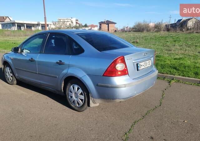 Синий Форд Фокус, объемом двигателя 1.6 л и пробегом 372 тыс. км за 2900 $, фото 4 на Automoto.ua