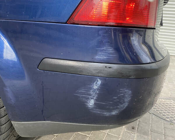 Синий Форд Фокус, объемом двигателя 1.6 л и пробегом 214 тыс. км за 3800 $, фото 6 на Automoto.ua