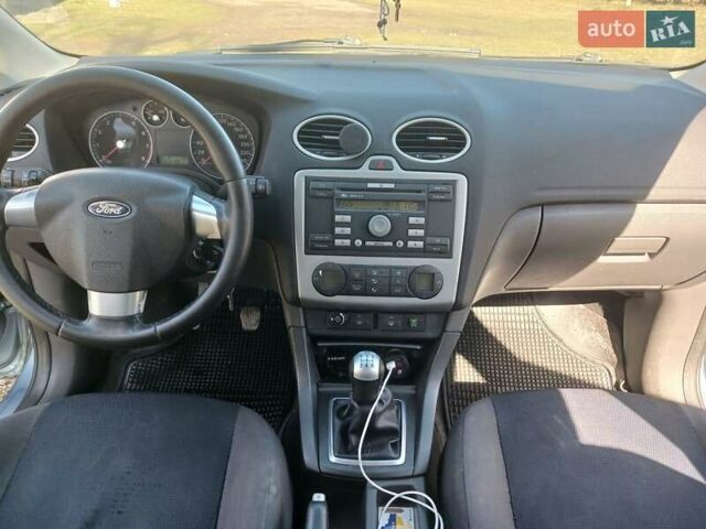 Синий Форд Фокус, объемом двигателя 1.6 л и пробегом 243 тыс. км за 4000 $, фото 12 на Automoto.ua