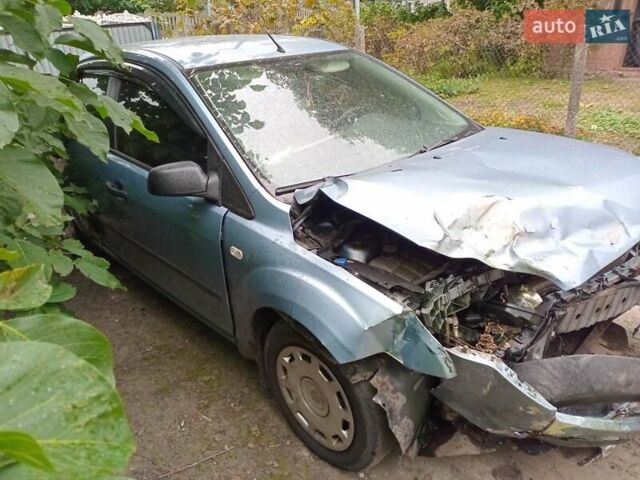 Синій Форд Фокус, об'ємом двигуна 1.6 л та пробігом 320 тис. км за 1500 $, фото 3 на Automoto.ua