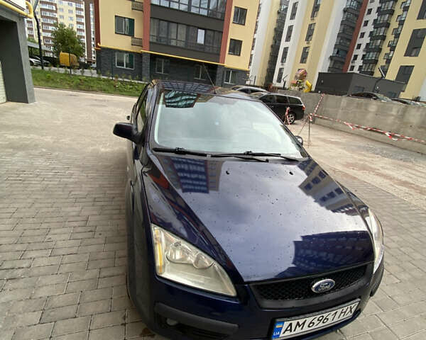 Синій Форд Фокус, об'ємом двигуна 1.6 л та пробігом 212 тис. км за 4300 $, фото 16 на Automoto.ua
