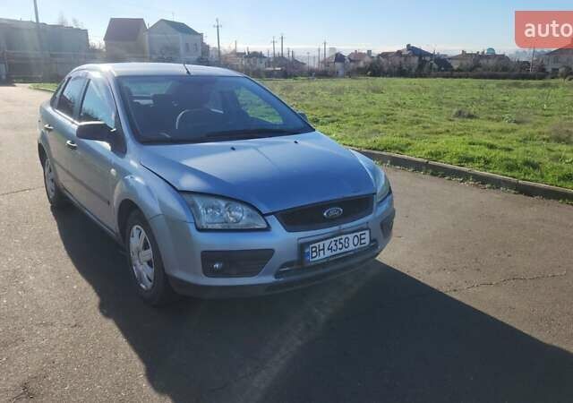 Синий Форд Фокус, объемом двигателя 1.6 л и пробегом 372 тыс. км за 2900 $, фото 9 на Automoto.ua