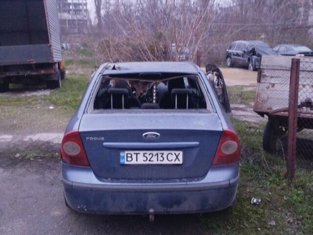 Синий Форд Фокус, объемом двигателя 2 л и пробегом 475 тыс. км за 1500 $, фото 2 на Automoto.ua