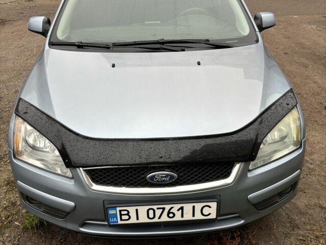 Синій Форд Фокус, об'ємом двигуна 1.6 л та пробігом 308 тис. км за 3800 $, фото 6 на Automoto.ua