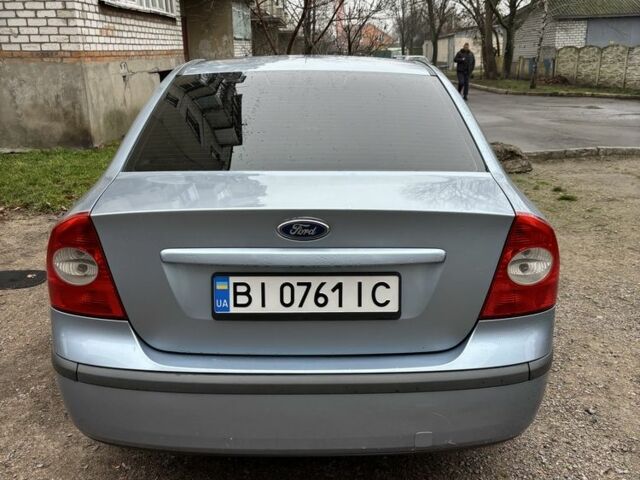 Синій Форд Фокус, об'ємом двигуна 1.6 л та пробігом 308 тис. км за 3800 $, фото 5 на Automoto.ua