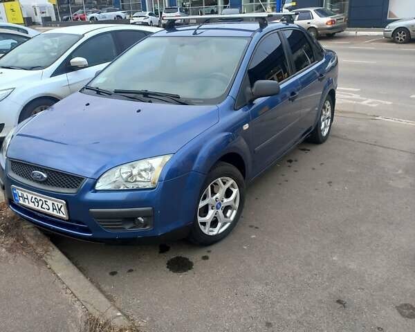 Синий Форд Фокус, объемом двигателя 1.6 л и пробегом 215 тыс. км за 5000 $, фото 2 на Automoto.ua