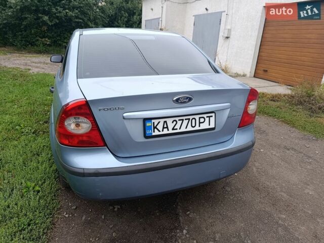 Синій Форд Фокус, об'ємом двигуна 1.6 л та пробігом 300 тис. км за 3000 $, фото 1 на Automoto.ua
