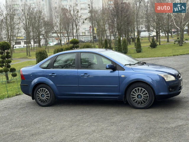 Синій Форд Фокус, об'ємом двигуна 1.6 л та пробігом 237 тис. км за 5500 $, фото 5 на Automoto.ua