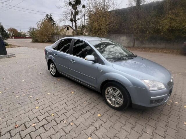 Синий Форд Фокус, объемом двигателя 1.6 л и пробегом 347 тыс. км за 4600 $, фото 4 на Automoto.ua