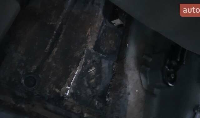 Синий Форд Фокус, объемом двигателя 1.6 л и пробегом 240 тыс. км за 5000 $, фото 39 на Automoto.ua