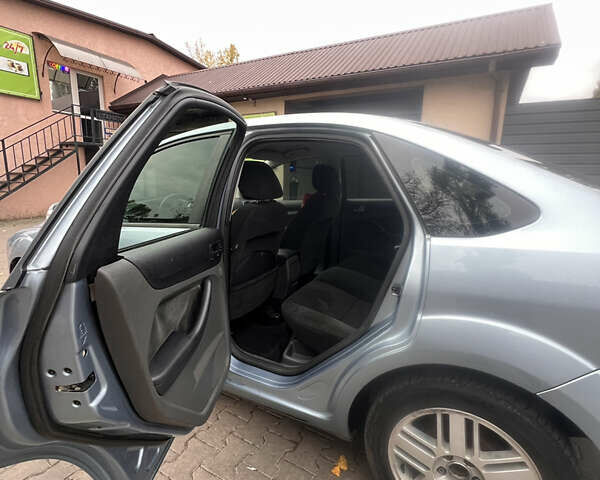 Синий Форд Фокус, объемом двигателя 1.6 л и пробегом 347 тыс. км за 4600 $, фото 9 на Automoto.ua