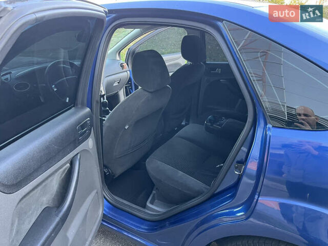 Синий Форд Фокус, объемом двигателя 1.6 л и пробегом 288 тыс. км за 3700 $, фото 10 на Automoto.ua