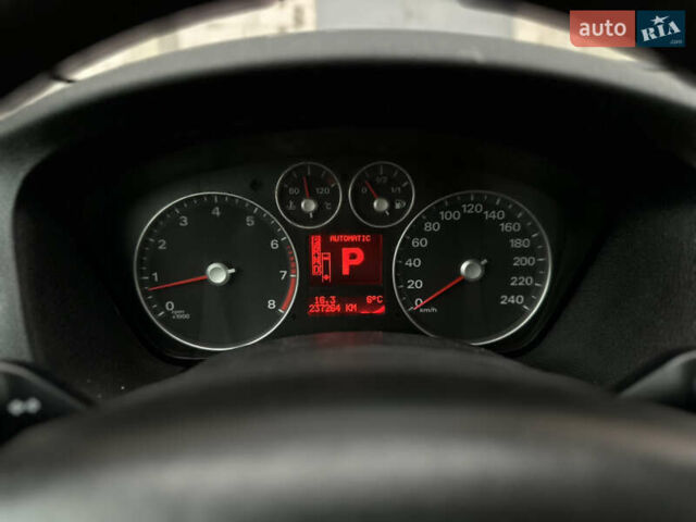 Синій Форд Фокус, об'ємом двигуна 1.6 л та пробігом 237 тис. км за 5300 $, фото 36 на Automoto.ua