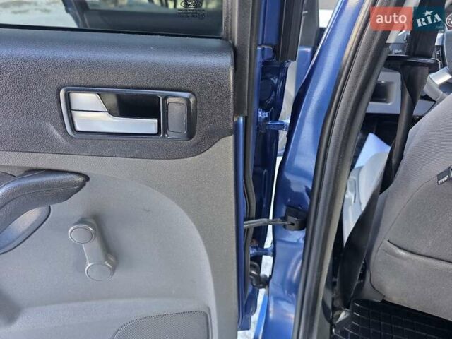 Синій Форд Фокус, об'ємом двигуна 1.6 л та пробігом 237 тис. км за 4999 $, фото 49 на Automoto.ua