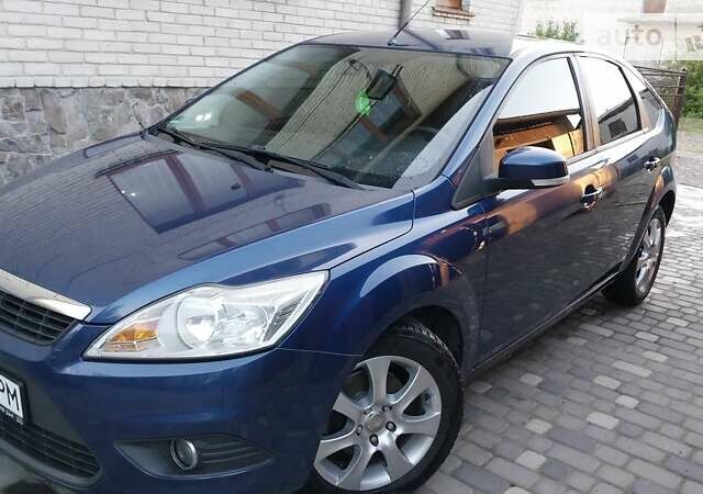 Синій Форд Фокус, об'ємом двигуна 1.6 л та пробігом 198 тис. км за 6000 $, фото 21 на Automoto.ua