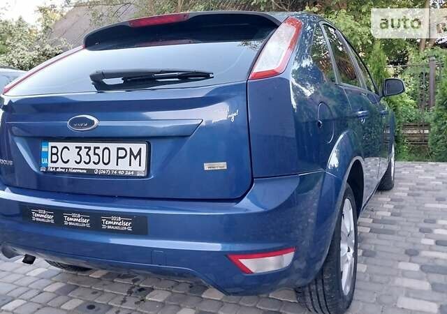Синій Форд Фокус, об'ємом двигуна 1.6 л та пробігом 198 тис. км за 6000 $, фото 16 на Automoto.ua