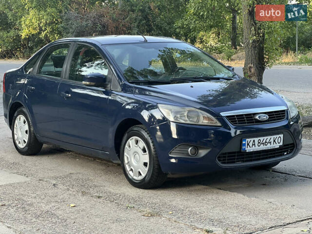 Синий Форд Фокус, объемом двигателя 1.6 л и пробегом 217 тыс. км за 4300 $, фото 1 на Automoto.ua