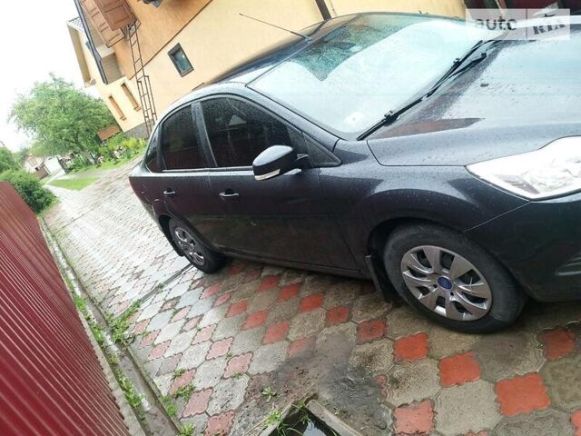 Синій Форд Фокус, об'ємом двигуна 1.6 л та пробігом 320 тис. км за 4500 $, фото 3 на Automoto.ua