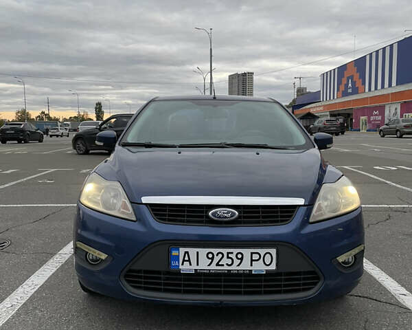 Синий Форд Фокус, объемом двигателя 1.6 л и пробегом 314 тыс. км за 5200 $, фото 1 на Automoto.ua