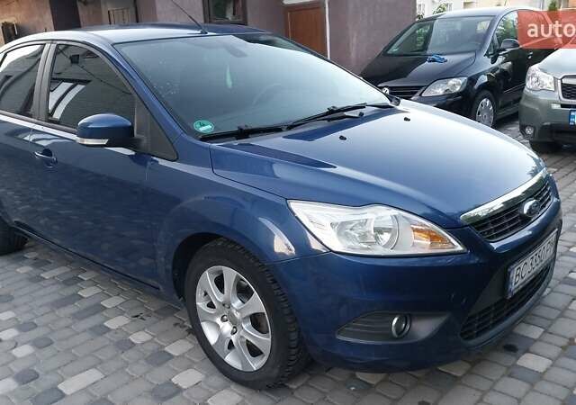 Синій Форд Фокус, об'ємом двигуна 1.6 л та пробігом 198 тис. км за 6000 $, фото 1 на Automoto.ua