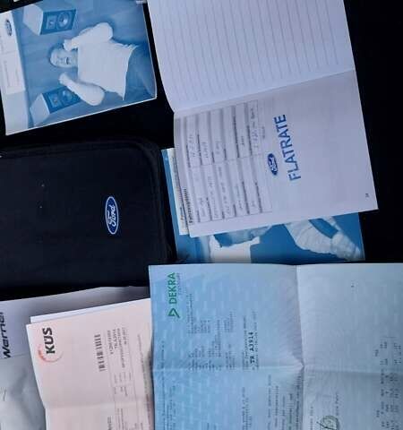 Синій Форд Фокус, об'ємом двигуна 1.6 л та пробігом 198 тис. км за 6000 $, фото 57 на Automoto.ua