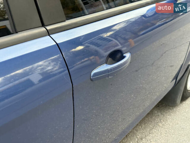 Синий Форд Фокус, объемом двигателя 1.6 л и пробегом 316 тыс. км за 4499 $, фото 27 на Automoto.ua