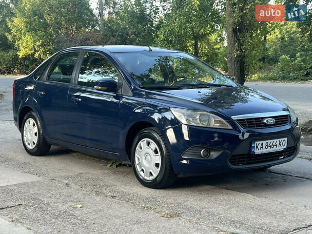Синий Форд Фокус, объемом двигателя 1.6 л и пробегом 217 тыс. км за 4300 $, фото 7 на Automoto.ua