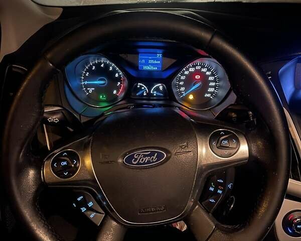 Синій Форд Фокус, об'ємом двигуна 1.6 л та пробігом 193 тис. км за 7200 $, фото 6 на Automoto.ua