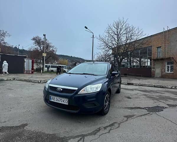 Синий Форд Фокус, объемом двигателя 1.39 л и пробегом 173 тыс. км за 5500 $, фото 2 на Automoto.ua