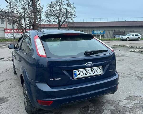 Синий Форд Фокус, объемом двигателя 1.39 л и пробегом 173 тыс. км за 5500 $, фото 6 на Automoto.ua