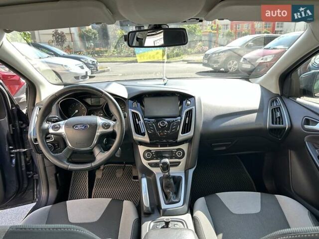 Синій Форд Фокус, об'ємом двигуна 1.6 л та пробігом 147 тис. км за 7799 $, фото 64 на Automoto.ua