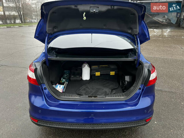 Синий Форд Фокус, объемом двигателя 2 л и пробегом 145 тыс. км за 7000 $, фото 11 на Automoto.ua