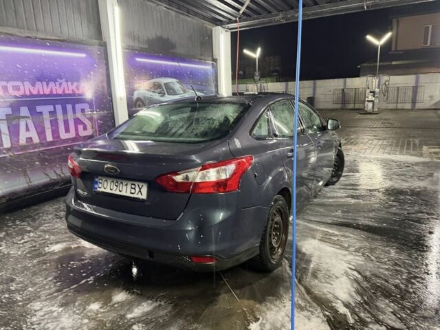 Синий Форд Фокус, объемом двигателя 1.6 л и пробегом 250 тыс. км за 3300 $, фото 5 на Automoto.ua