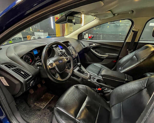 Синий Форд Фокус, объемом двигателя 1.6 л и пробегом 260 тыс. км за 7300 $, фото 12 на Automoto.ua