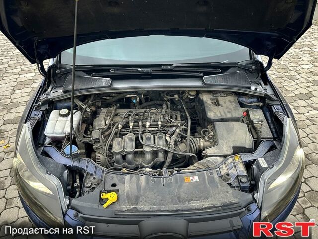 Синий Форд Фокус, объемом двигателя 1.6 л и пробегом 280 тыс. км за 6999 $, фото 3 на Automoto.ua