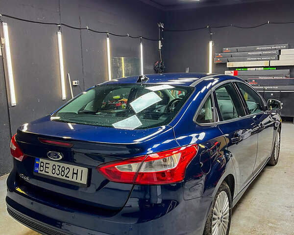 Синий Форд Фокус, объемом двигателя 1.6 л и пробегом 260 тыс. км за 7300 $, фото 2 на Automoto.ua