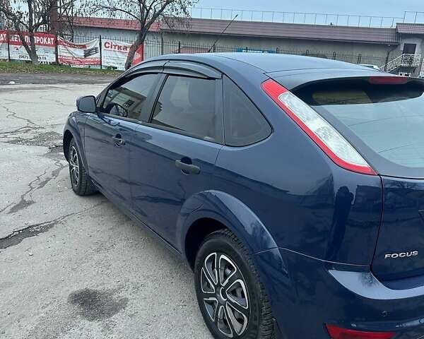 Синий Форд Фокус, объемом двигателя 1.39 л и пробегом 173 тыс. км за 5500 $, фото 9 на Automoto.ua