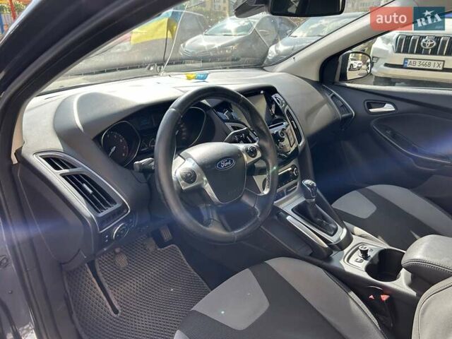 Синій Форд Фокус, об'ємом двигуна 1.6 л та пробігом 147 тис. км за 7799 $, фото 27 на Automoto.ua