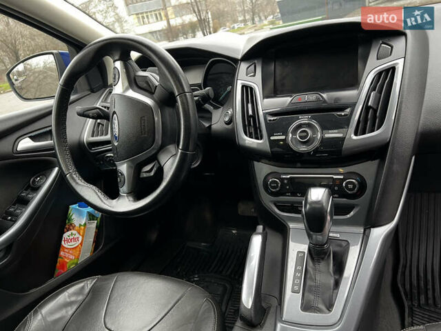 Синий Форд Фокус, объемом двигателя 2 л и пробегом 145 тыс. км за 7000 $, фото 22 на Automoto.ua