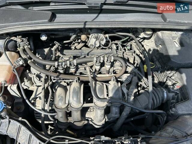 Синій Форд Фокус, об'ємом двигуна 1.6 л та пробігом 147 тис. км за 7799 $, фото 69 на Automoto.ua